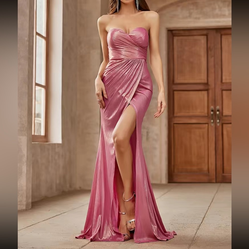 Luxe sparkling slit thigh party formal tube dress